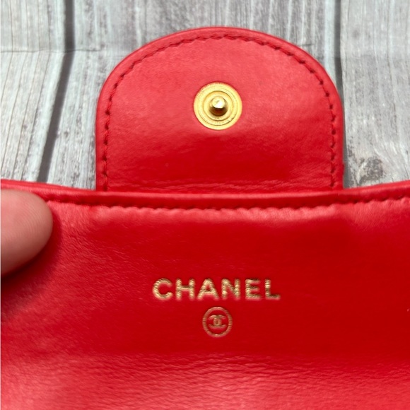SOLD❤️ CHANEL Chevron Quilted Leather Compact Wallet Red - Picture 6 of 16